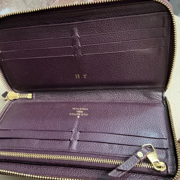 Louis Vuitton Purple/Amethyst Wallet Luxurious Monogram Empreinte Leather Design - Picture 8 of 9